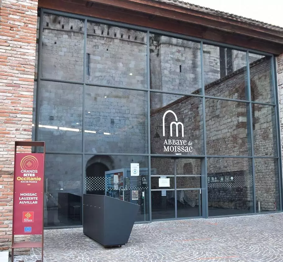 musée des arts et traditions populaires