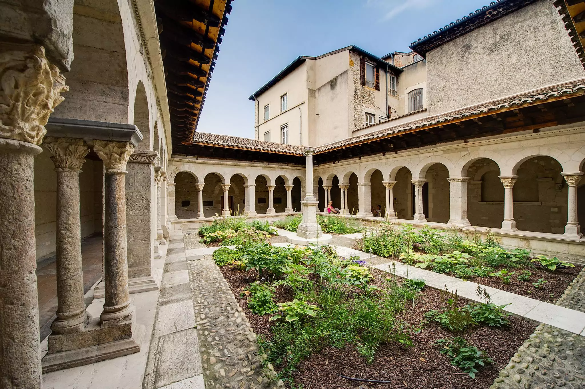 musée du cloître Saint-André-le-Bas