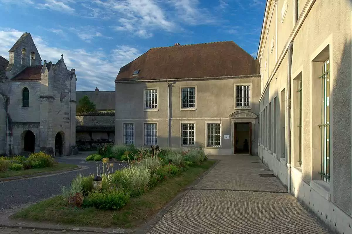 musée archéologique municipal