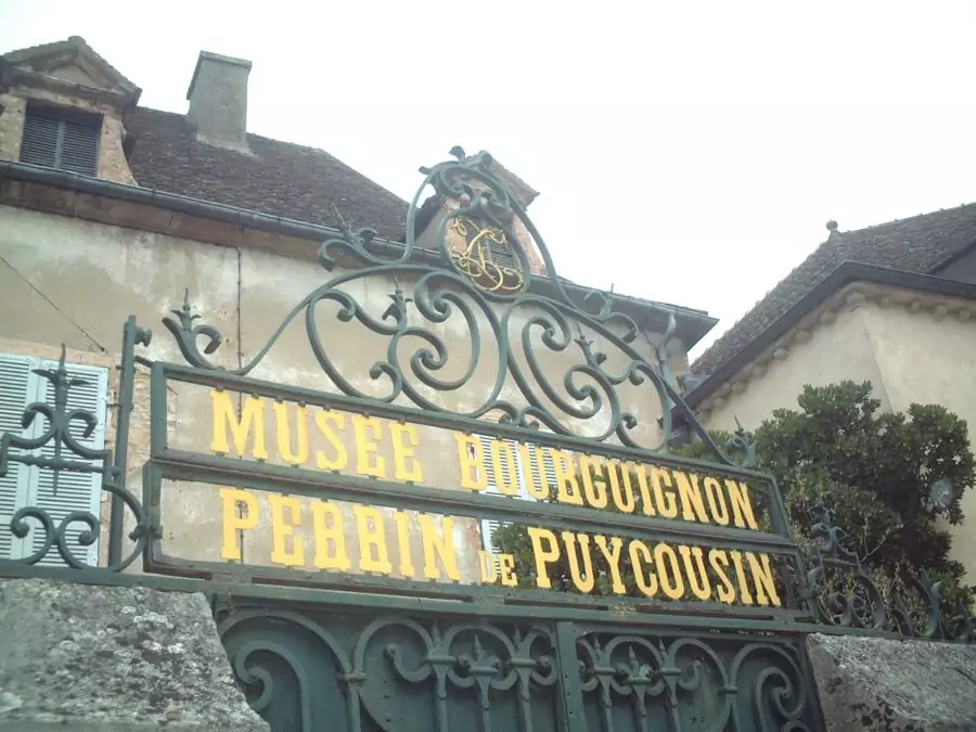 musée bourguignon Perrin de Puycousin