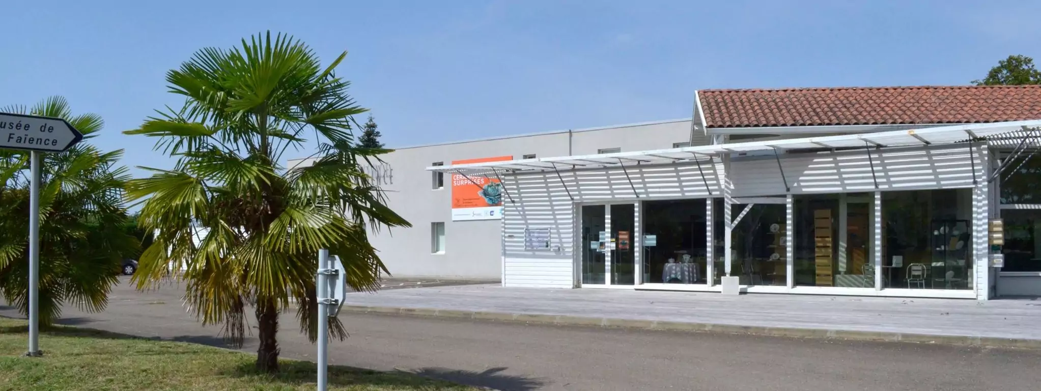 musée départemental de la Faïence et des Arts de la table